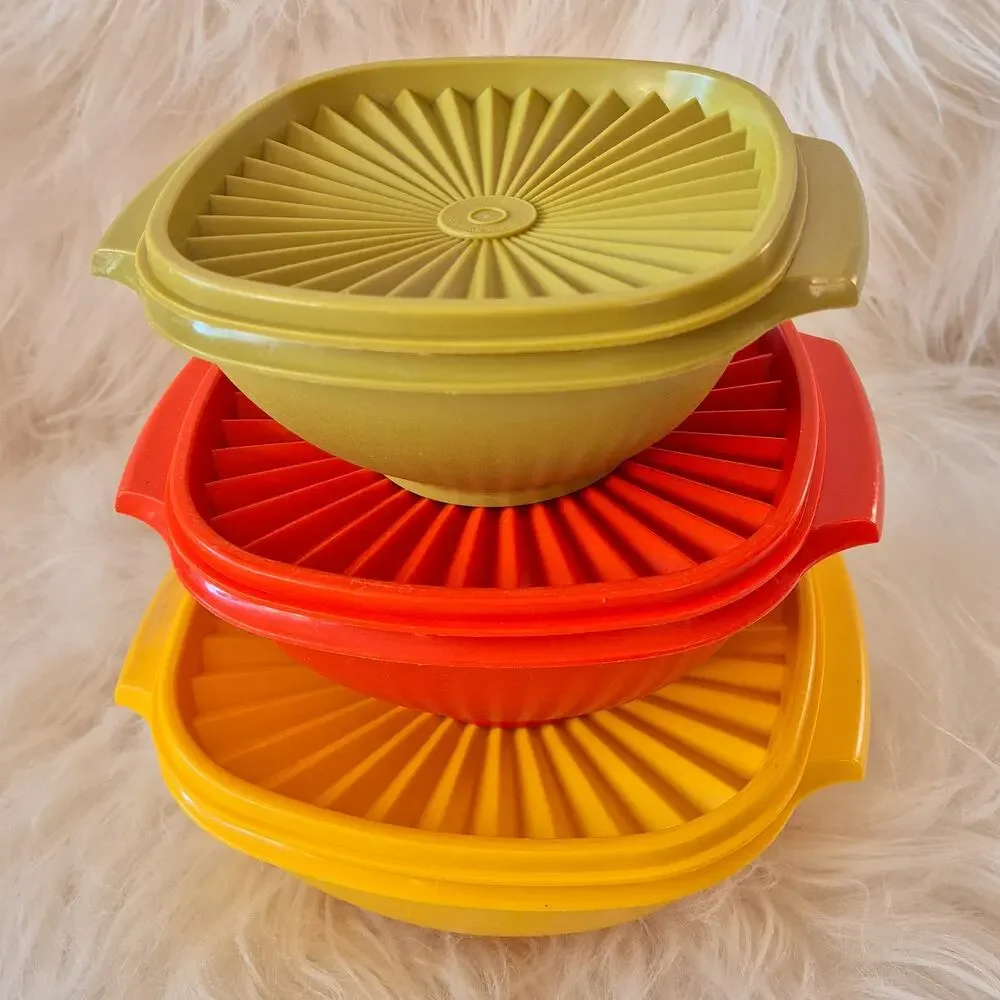 Vintage 1970s Tupperware Servalier Nesting Bowl Set 836 838 840